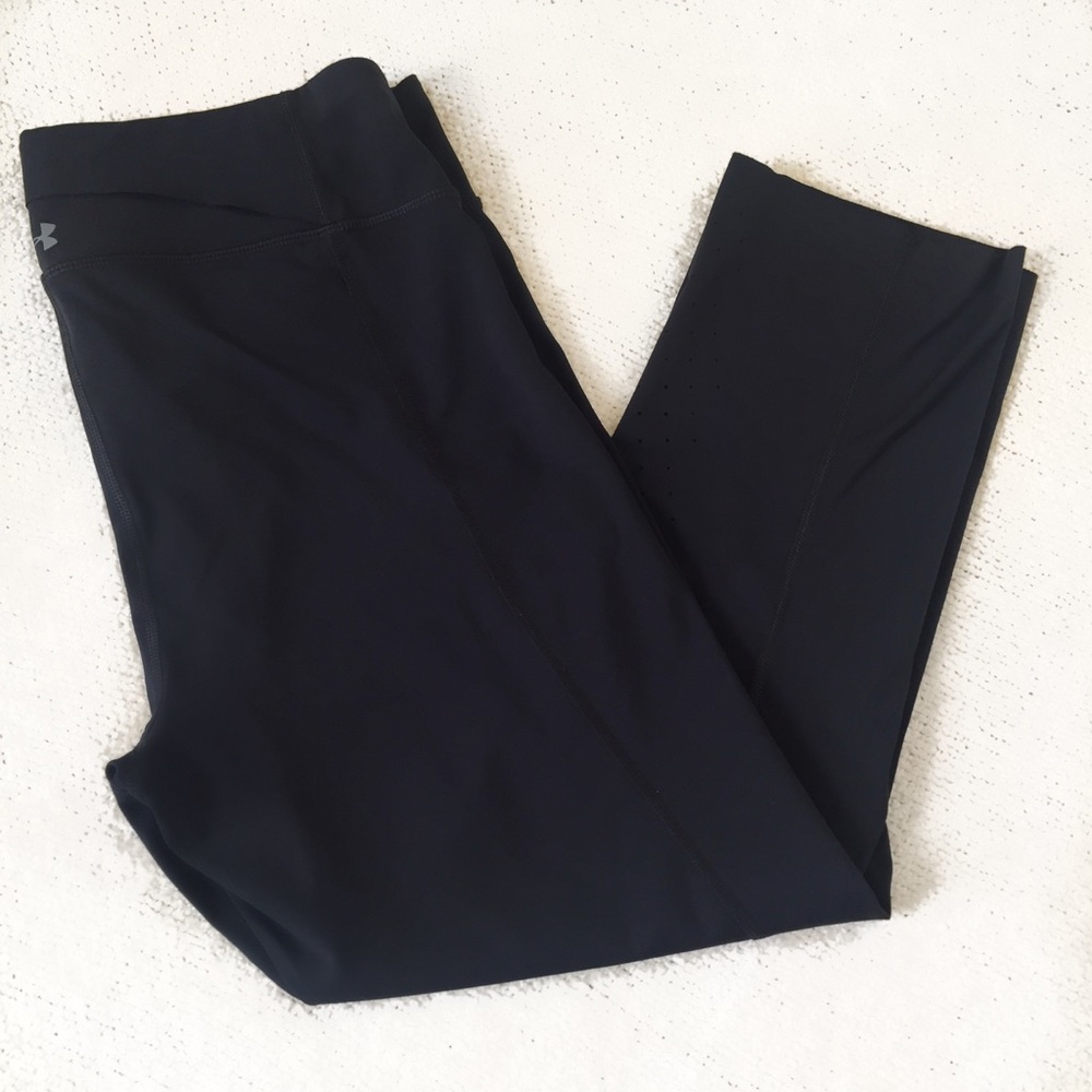 Under Armour Charcoal Gray Capris
