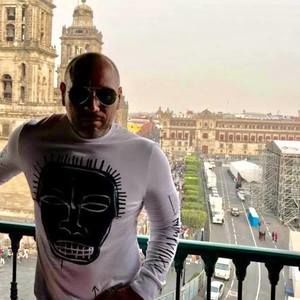 Meet your Posher, Ernest