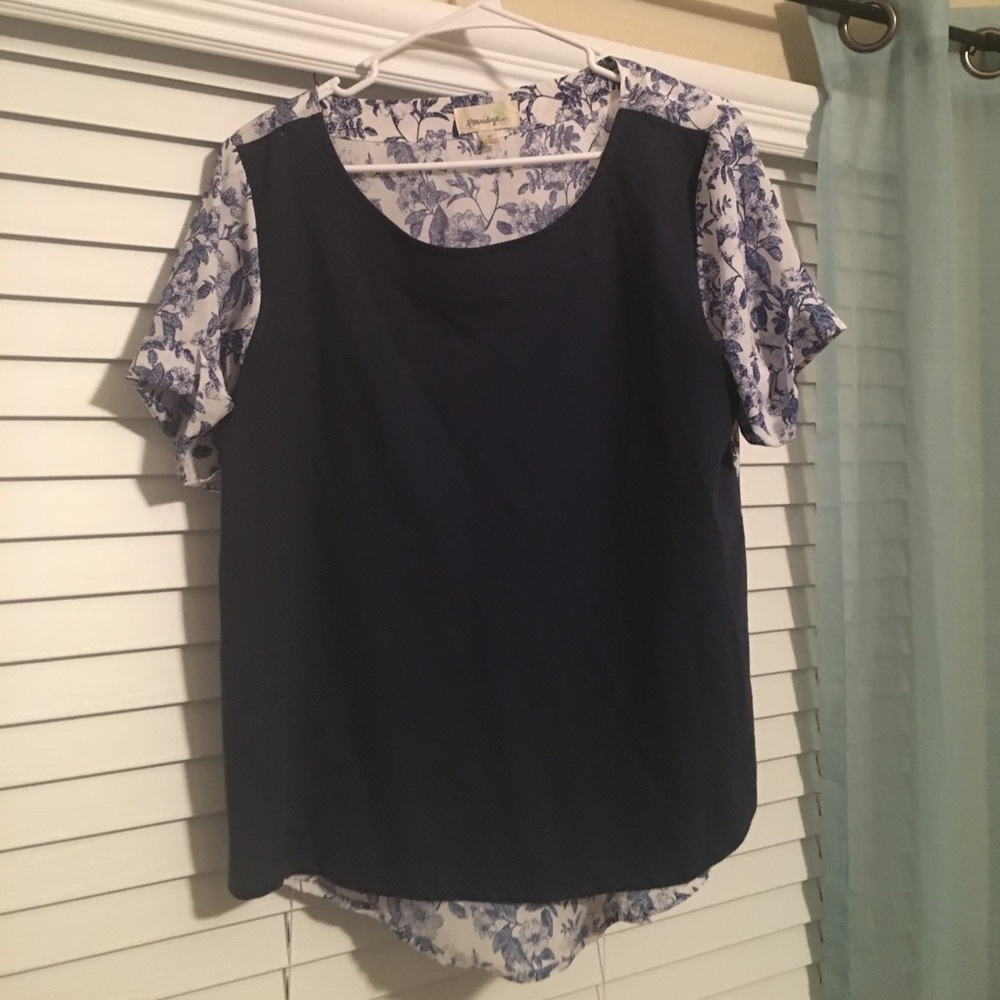 Anthropologie navy mixed media top sz M