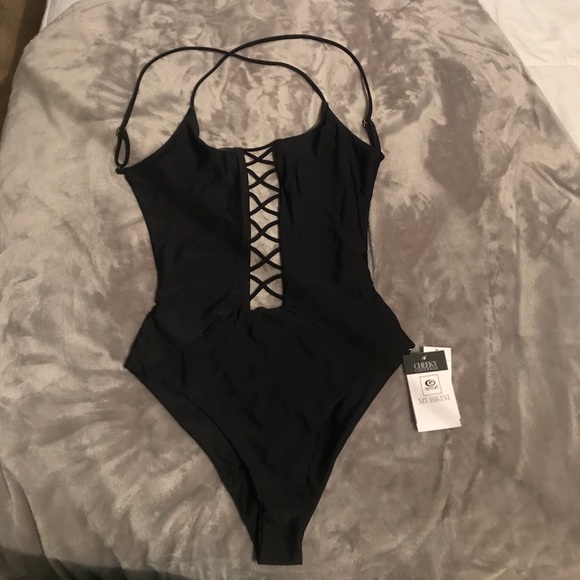 Rip curl one piece - Picture 2 of 3