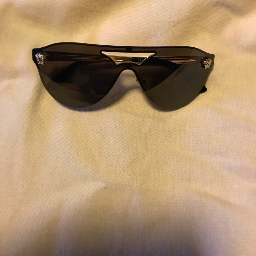 Beautiful Versace shades