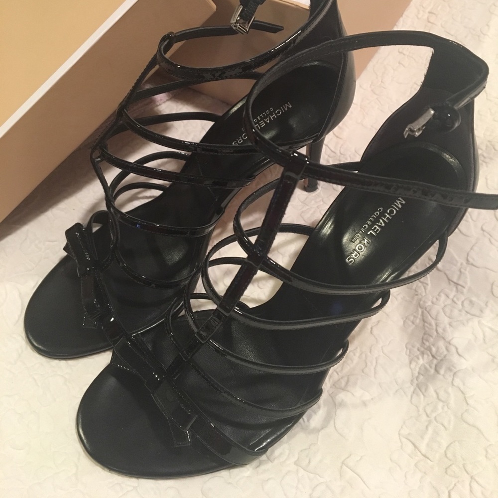 Gorgeous Michael Kors heels