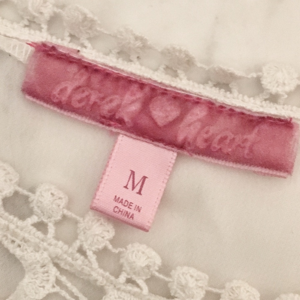 White Crocheted Floral Crop top, Size M - Picture 3 of 3