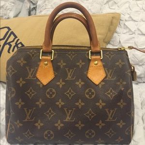 Louis Vuitton speedy 25