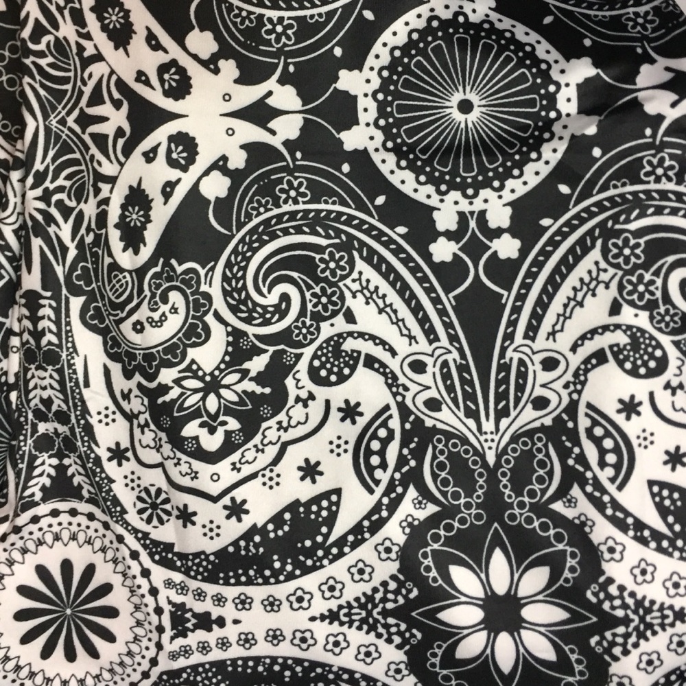 b&w paisley jumpsuit - Picture 7 of 8