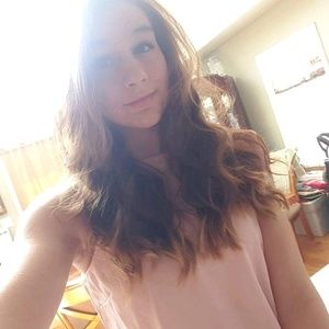 Meet your Posher, Michaela