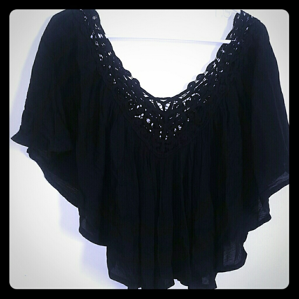 Black flowy crop top