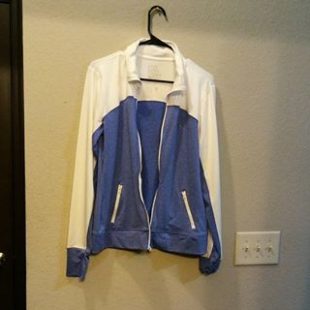 Brandnew Aeropostale Jacket is for sale!