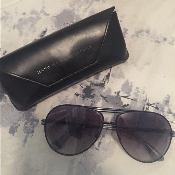 Marc by Marc Jacobs aviator sunglasses - Picture 1 of 4
