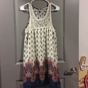 Sleeveless dress