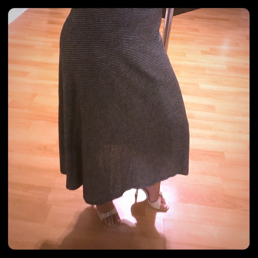 Black and white midi skirt