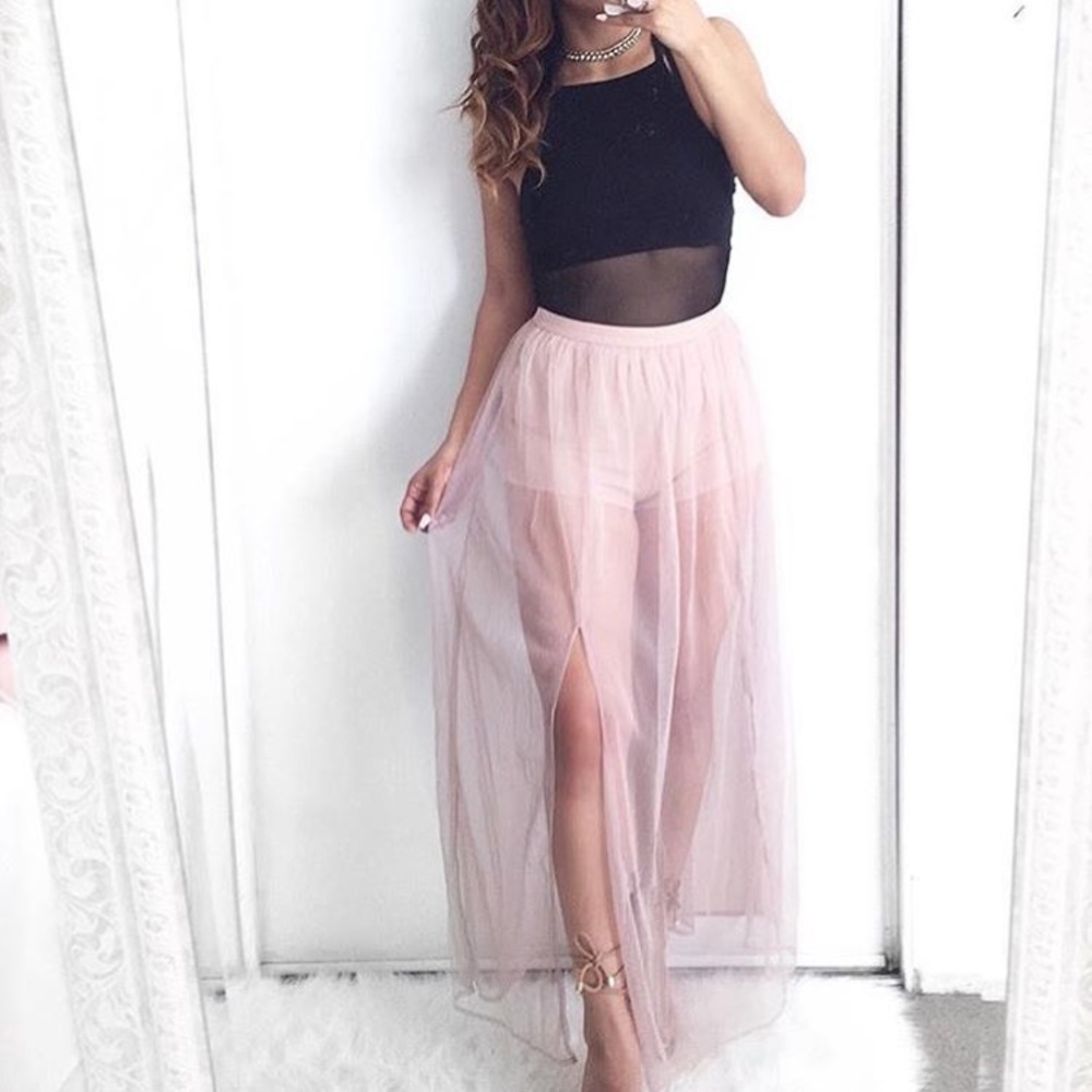 Tulle skirt