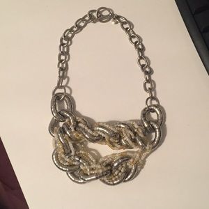 Loft beaded necklace