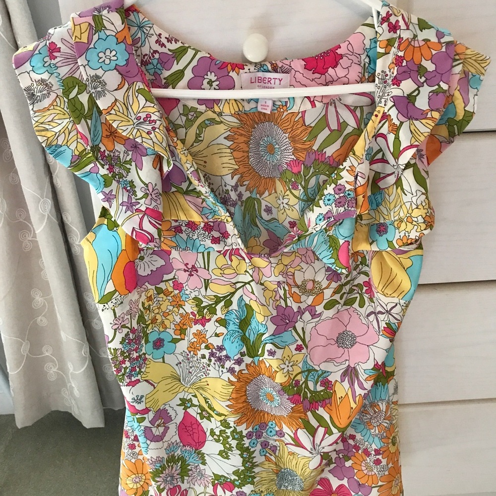 Floral top