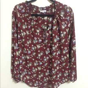 Pretty floral top!
