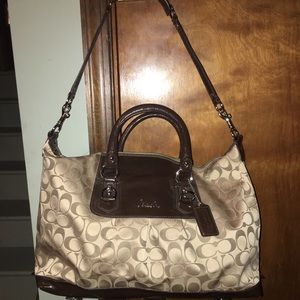 Coach Shoulder Bag - Barely Used