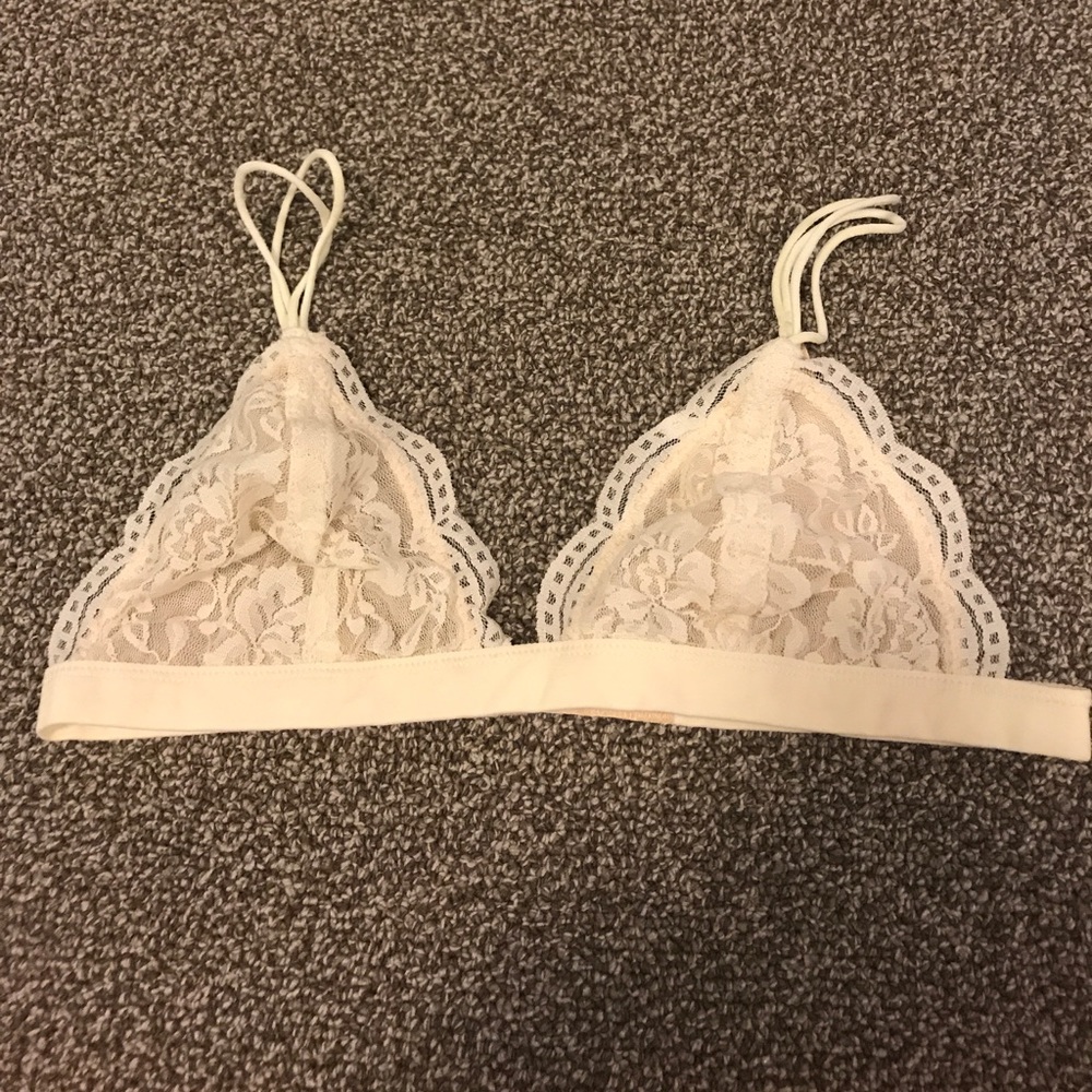 Urban Outfitters lace bralette NWT!