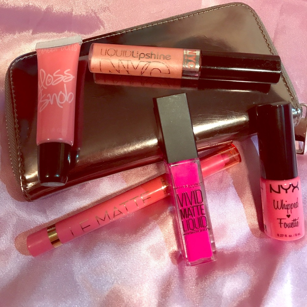 GIFT SET💄💞All Pinks Lip Bundle & Brush Bag!