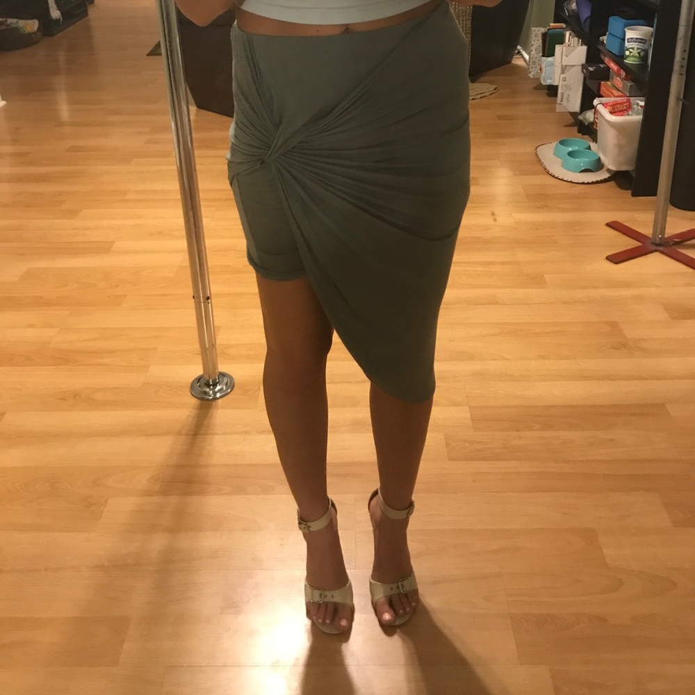 Super cute and comfortable olive green soft skirt