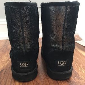 Short Black Sparkly UGG boots Size 8