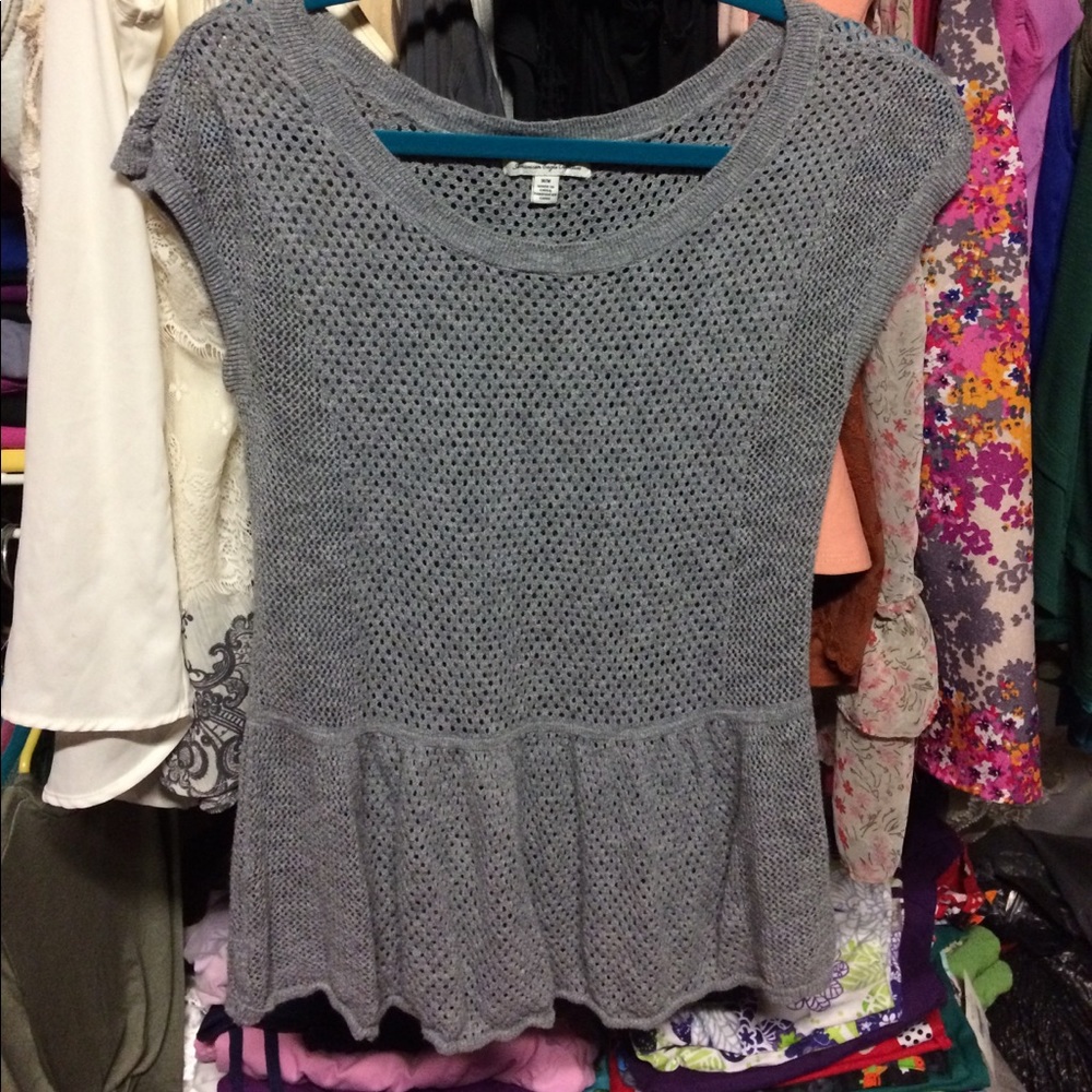Gray sweater peplum top