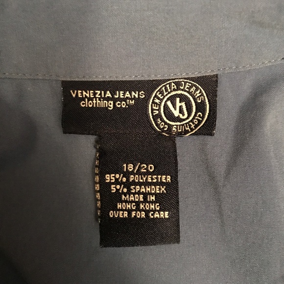 Blue button down shirt - Picture 3 of 3