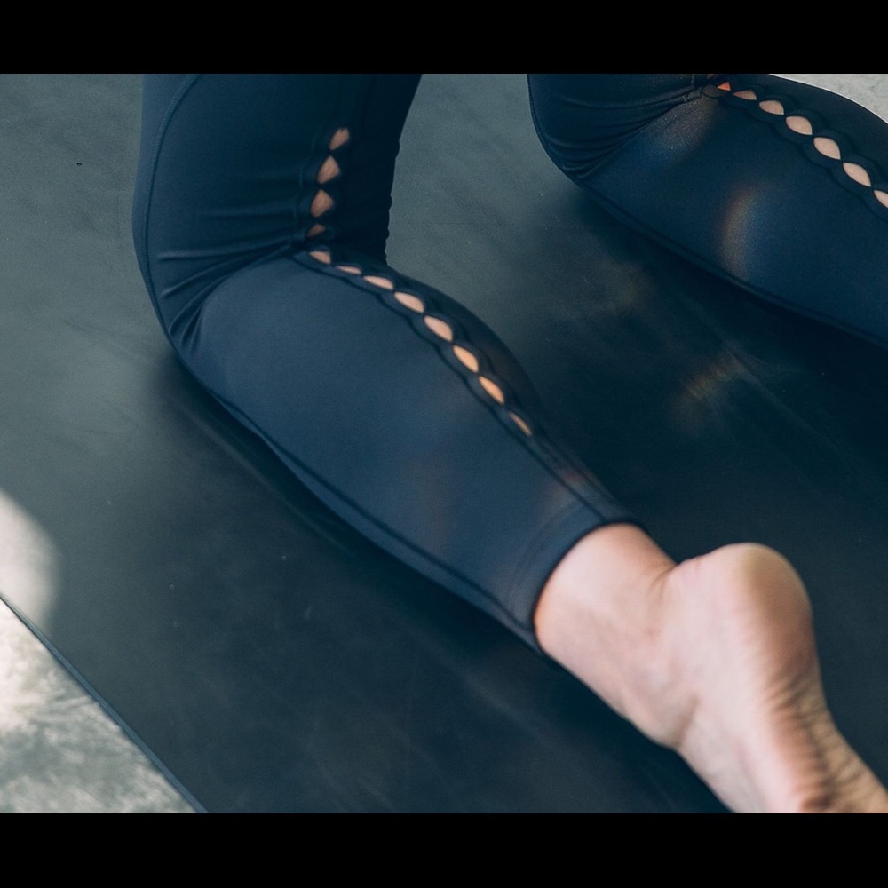 Lululemon High Times Pant (Peek) - Picture 3 of 8