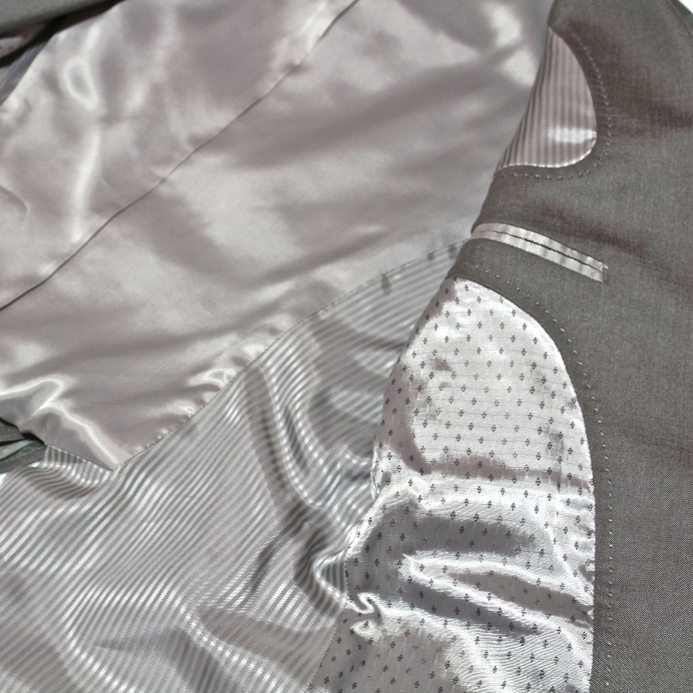 Worn 2X★MaxAzria Wool Jacket—CLEARANCE - Picture 7 of 8