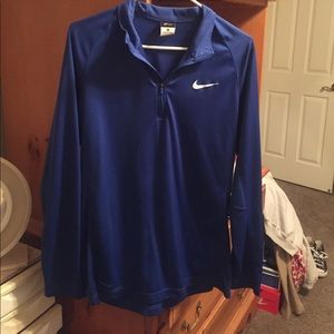 Nike Dri-fit pullover