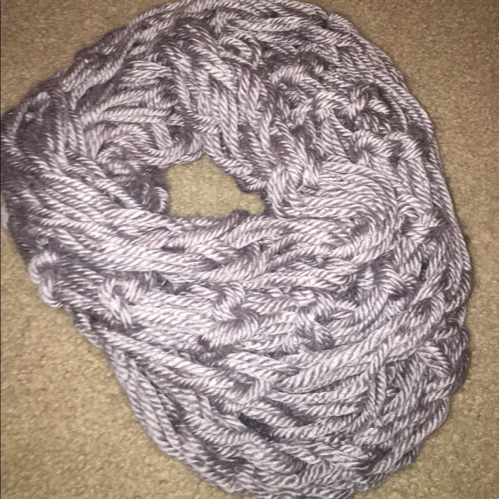 Custom made infinity scarves!