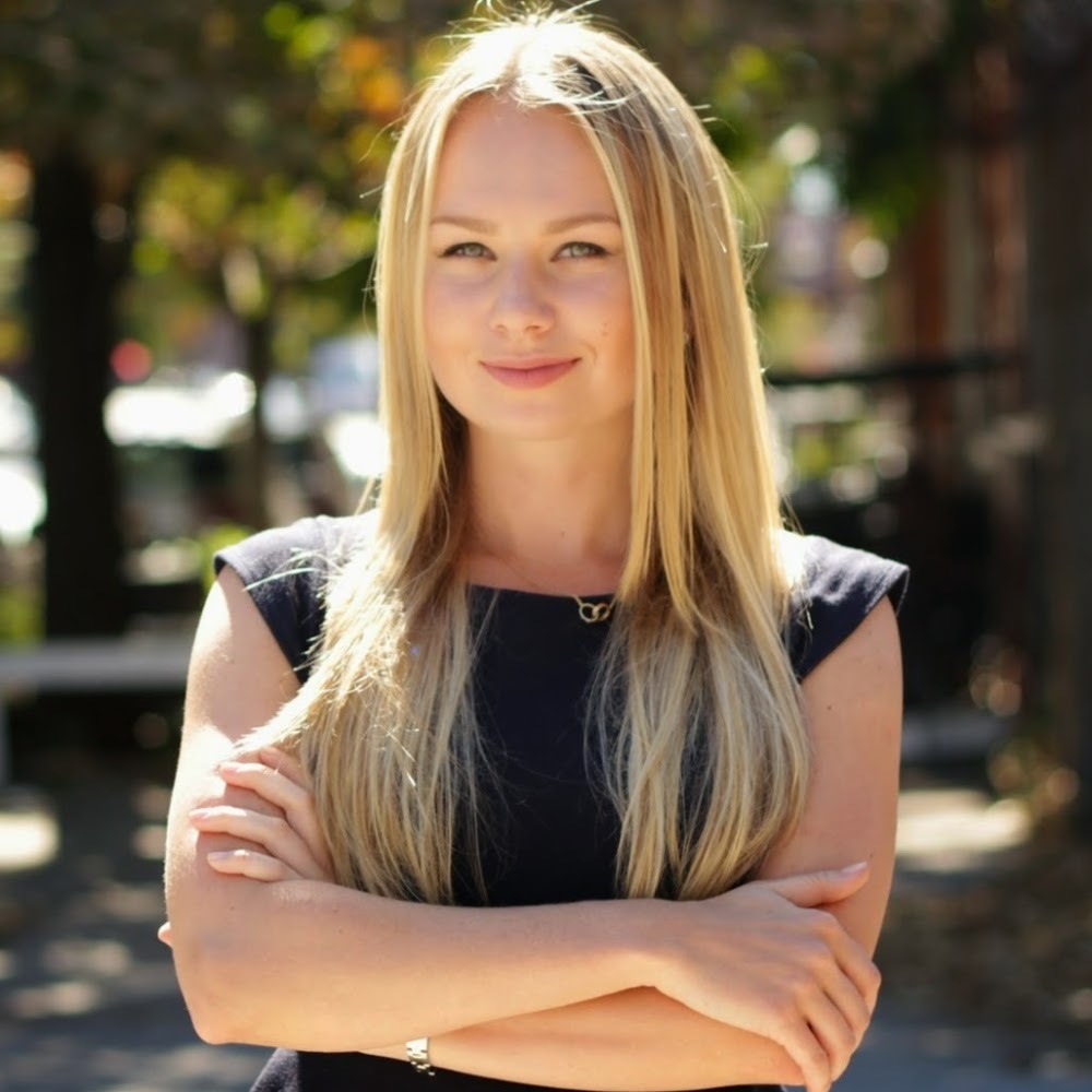 Meet your Posher, Elina