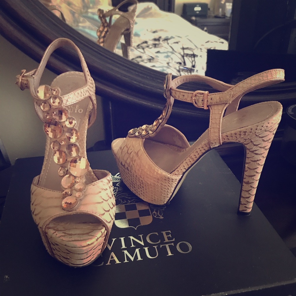 Vince Camuto heels
