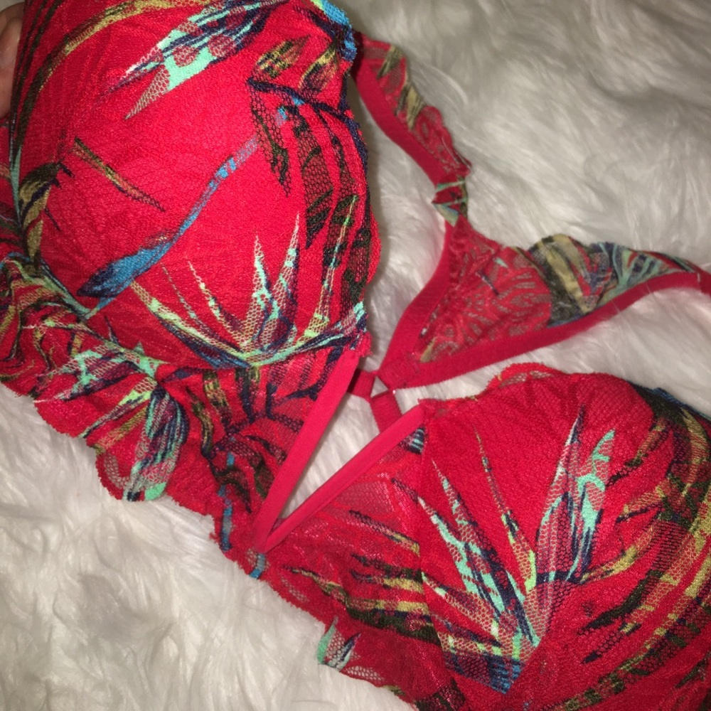 Victoria's Secret Pink racerback floral bralette