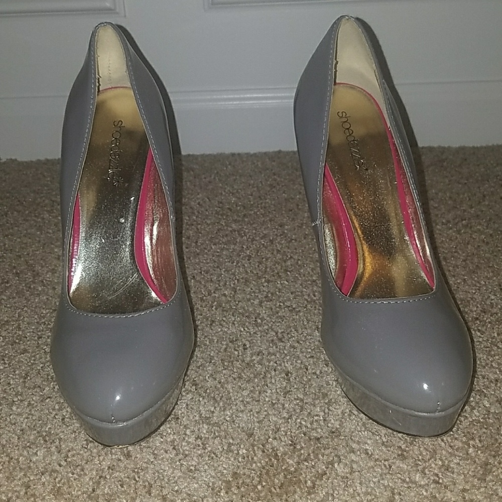 Grey Stiletto