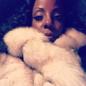 Meet your Posher, Stefany