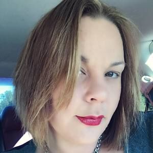 Meet your Posher, Leah