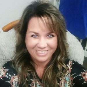 Meet your Posher, Candice