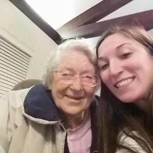 Meet your Posher, Danae