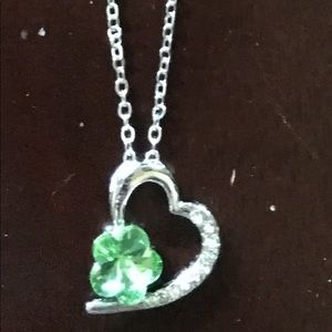 Green flower necklace Green flower necklace