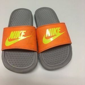 Boys Nike slides