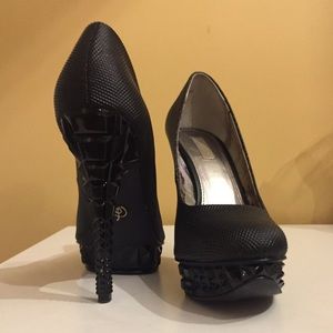 Black heels