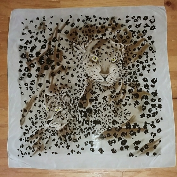 VTG Leopard Print Scarf - Picture 3 of 4