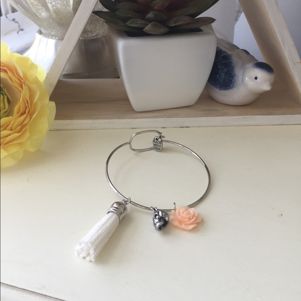 Silver Bangle - Picture 4 of 4
