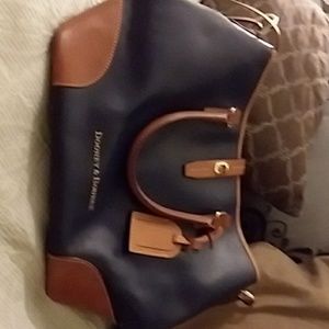 Dooney and Bourke  Navy leather purse