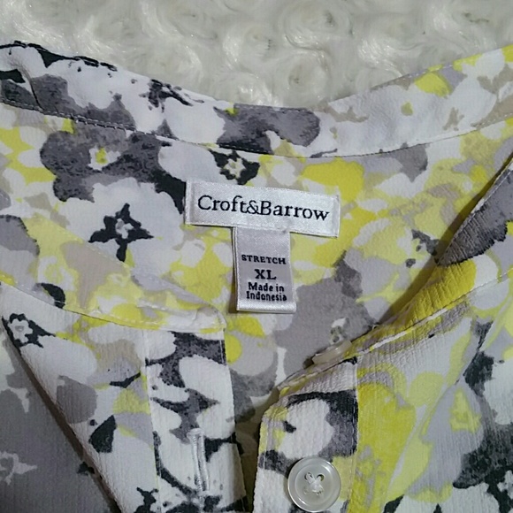 CCOSALE - Croft & Barrow Floral Stretch Top Blouse - Picture 3 of 5