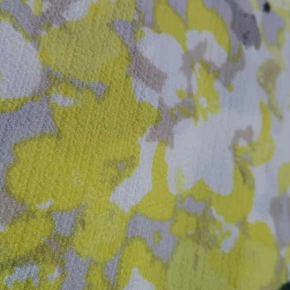 CCOSALE - Croft & Barrow Floral Stretch Top Blouse - Picture 5 of 5