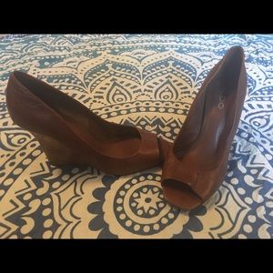ALDO PEEP TOE WEDGES (COGNAC COLOR) SIZE 7.5
