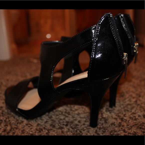 Kelly & Katie Shoes - Black Kelly&Katie Heels Kelly & Katie Shoes - Black Kelly&Katie Heels