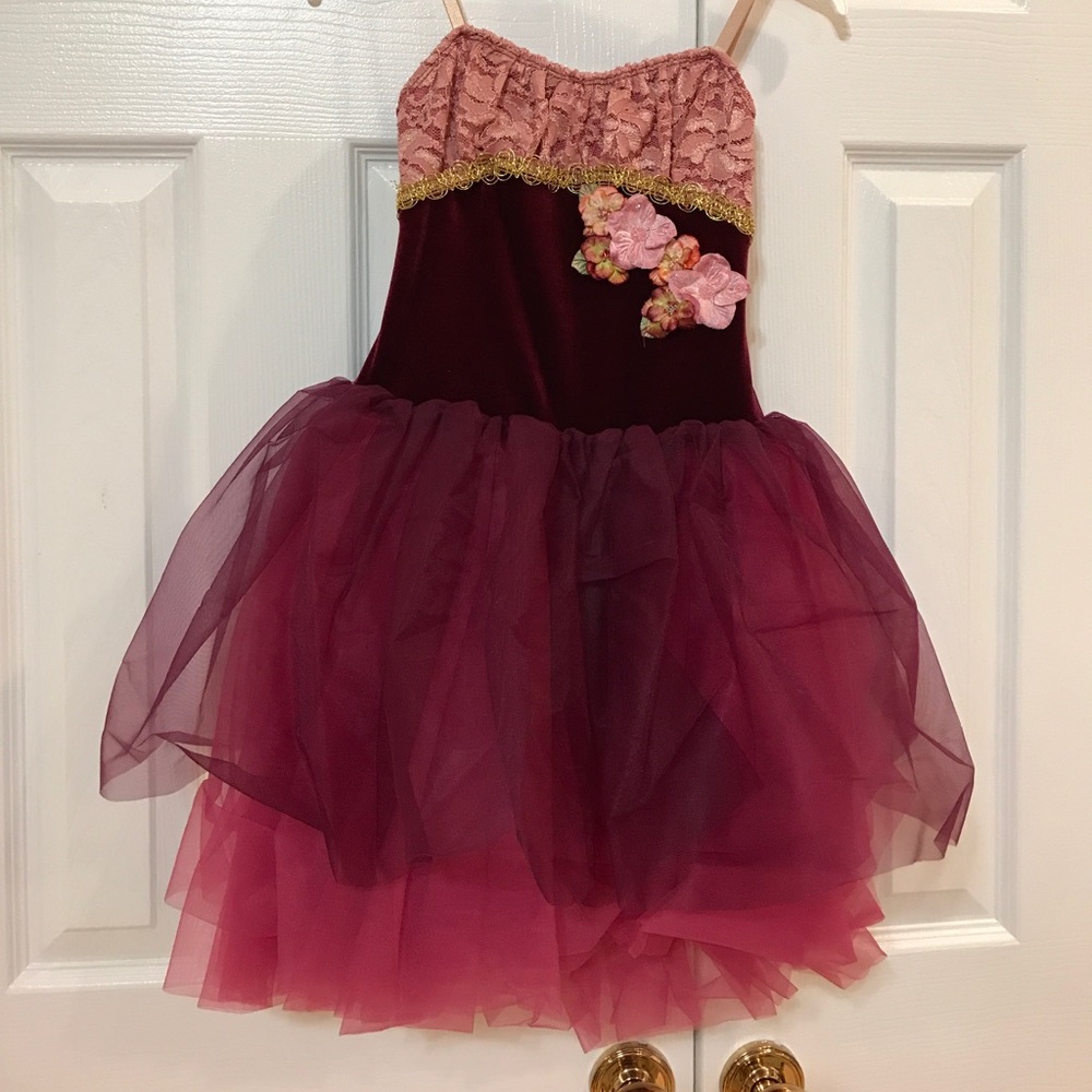 Victorian garden costumes dress for junior .