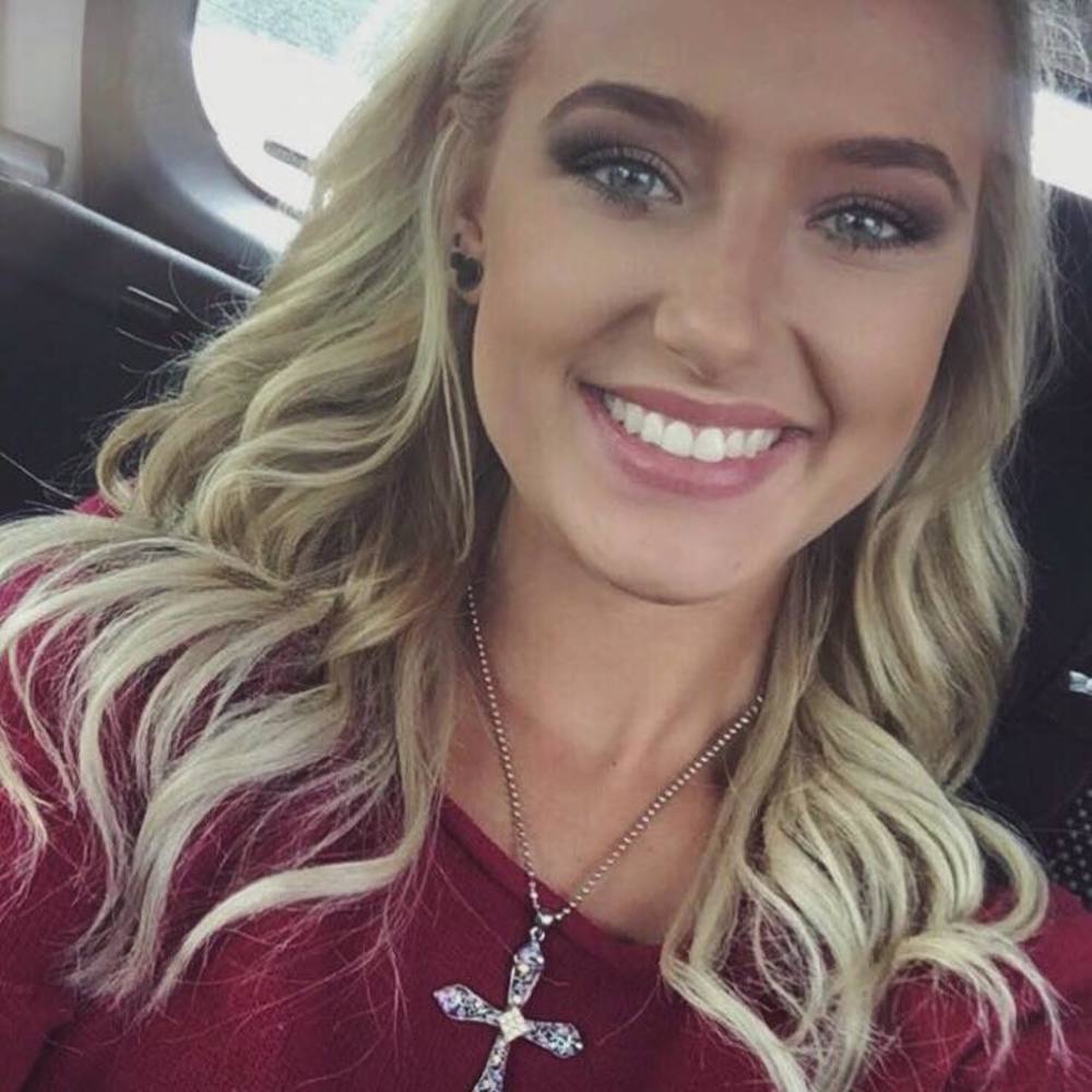 Meet your Posher, Leah